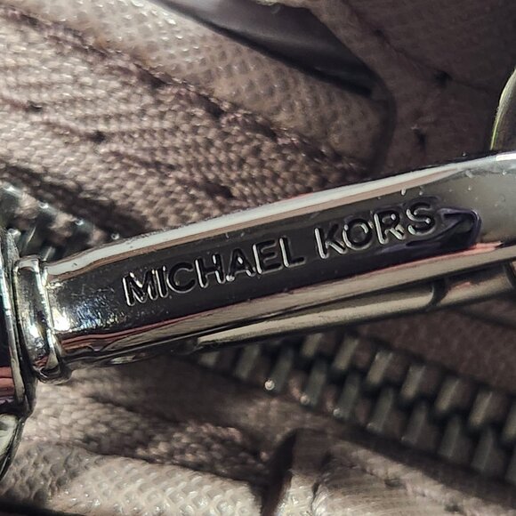 Authentic - Michael Kors Selma Studded Crossbody Saffiano Leather- PRICE IS FIRM - Picture 8 of 15